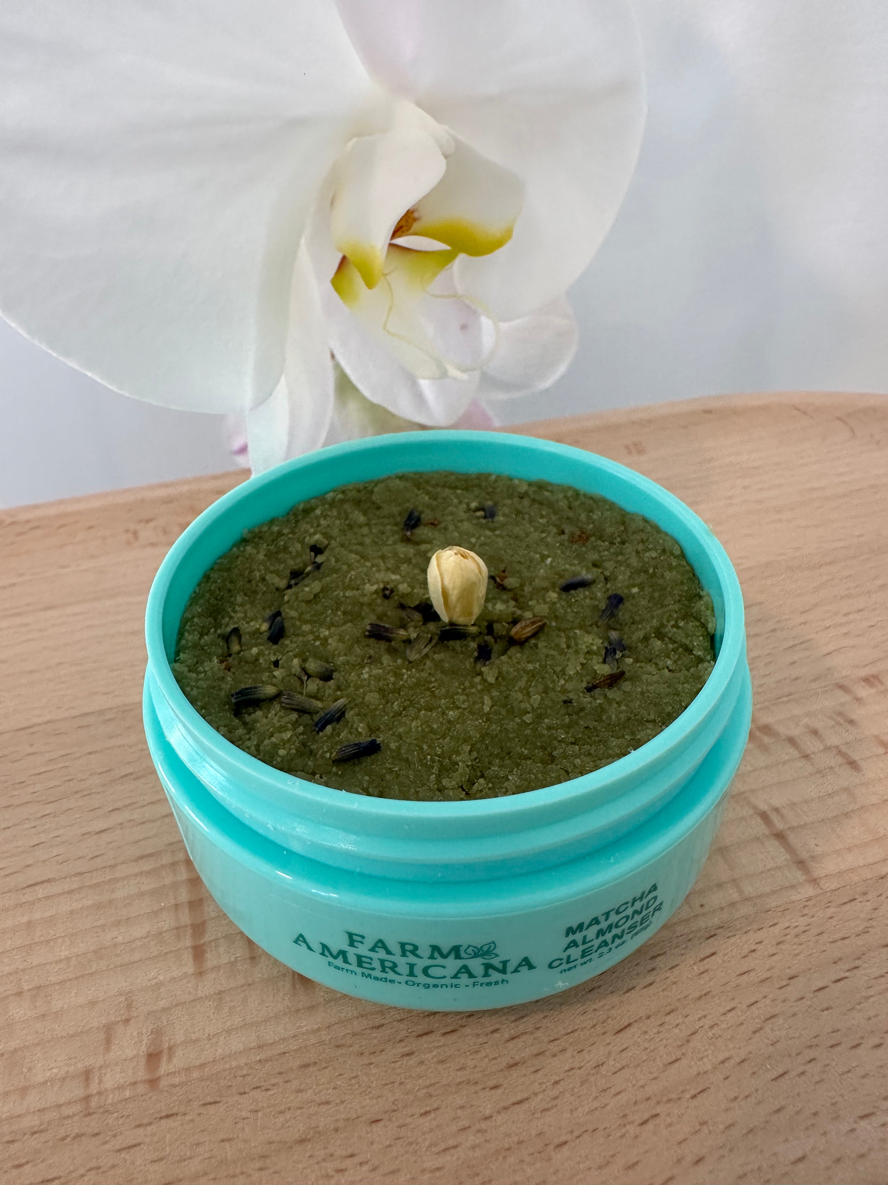 Matcha Green Tea - Organic Almond Exfoliating Cleanser - Farm Americana